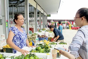Chợ đầu mối nông sản thực phẩm Dầu Giây, tỉnh Đồng Nai, chính thức hoạt động từ tháng 6-2017