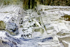 Khai quật hơn 200 ngôi mộ 3.000 năm tuổi