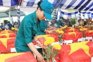 An táng 72 hài cốt liệt sĩ hy sinh trong trận đánh vào sân bay Biên Hòa 