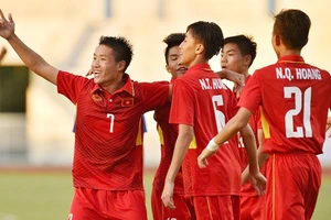 Giải bóng đá U15 Đông Nam Á: Việt Nam toàn thắng 5 trận