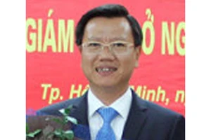 Đồng chí Lê Quang Long giữ chức vụ Giám đốc Sở Ngoại vụ TPHCM