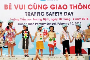 Giáo dục học sinh ý thức chấp hành luật giao thông tại Trường Tiểu học Trương Định (quận 12, TPHCM) 