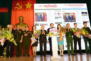 Báo Quân đội nhân dân điện tử ra mắt phiên bản tiếng Lào và tiếng Khmer