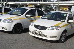 Bộ GTVT không nới niên hạn xe taxi