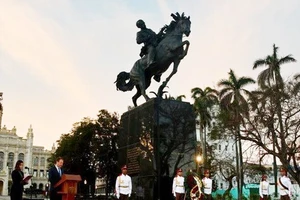 Khánh thành tượng anh hùng Jose Marti tại La Habana