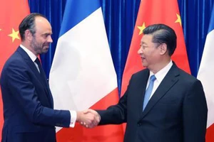 Chủ tịch Trung Quốc Tập Cận Bình tiếp Thủ tướng Pháp Edouard Philippe tại thủ đô Bắc Kinh. Ảnh: THX/TTXVN