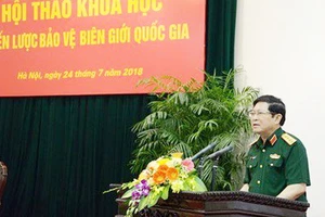 Đại tướng Ngô Xuân Lịch chủ trì hội thảo. Ảnh: VOV