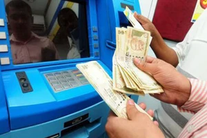 Ấn Độ điều tra băng nhóm quốc tế trộm tiền từ ATM 