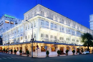  Continenal Saigon, khách sạn cổ nhất Việt Nam