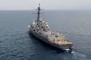 Tàu chiến Mỹ tuần tra ở biển Đông