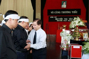Thương tiếc nhà báo Nguyễn Thị Vân, phu nhân cố Tổng Bí thư Lê Duẩn