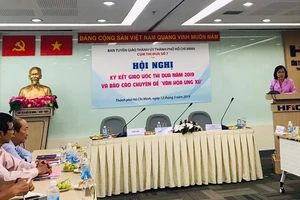 Đồng chí Phạm Phương Thảo trò chuyện chuyên đề “Ứng xử văn hóa”