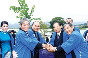 Thủ tướng Nguyễn Xuân Phúc dự Lễ hội hoa sen Nhật Bản - Việt Nam