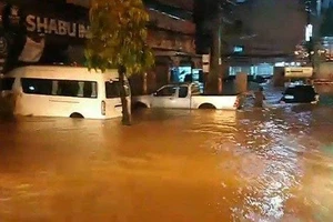 Lũ lụt xảy ra ở huyện Muang ở tỉnh Roi Et. Ảnh: thephuketnews.com