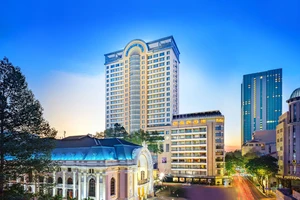  Khách sạn Caravelle Saigon