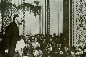 Lênin tại Đại hội 3 Quốc tế Cộng sản tiến hành vào tháng 6 năm 1921. Ảnh: TƯ LIỆU