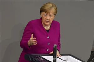 Thủ tướng Đức Angela Merkel phát biểu trong cuộc họp dịch về COVID-19 tại Berlin, ngày 23/4/2020. Ảnh: AFP/TTXVN