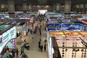 Trung Quốc tổ chức hội chợ trực tuyến thúc đẩy kinh tế