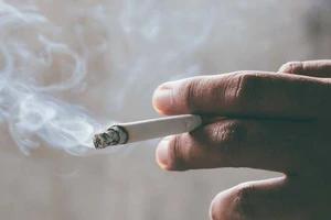 Giới trẻ sử dụng thuốc lá có xu hướng tăng