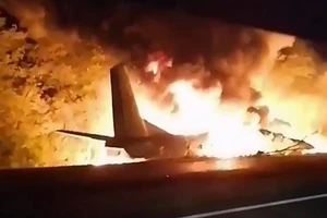 Máy bay quân sự rơi tại Ukraine. Nguồn: AP