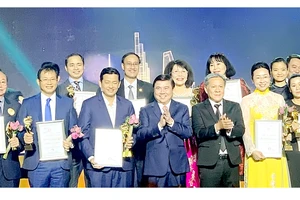30 doanh nghiệp nhận giải thưởng Thương hiệu Vàng TPHCM năm 2020