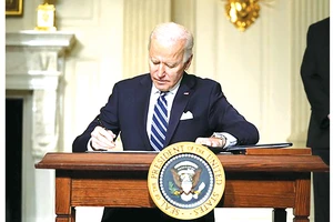 Chính phủ ông Joe Biden đảo ngược nhiều chính sách đối ngoại