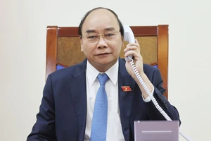 Thủ tướng Nguyễn Xuân Phúc tại cuộc điện đàm