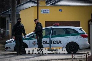 Slovakia: Bắt nhóm tội phạm buôn người