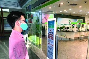 LG Việt Nam ra mắt Safe Pass quét dò thân nhiệt tự động từ xa
