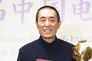 Trương Nghệ Mưu thắng lớn ở Kim Kê 2021