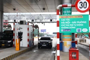 Xe không dán thẻ ETC trên cao tốc Hà Nội - Hải Phòng: Bị phạt nguội, tước giấy phép