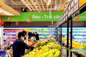 Chương trình “Tự hào hàng Việt 2022” tại Co.opmart thu hút người tiêu dùng mua sắm