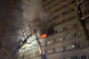 Nga: Cháy tòa nhà cao tầng ở thủ đô Moskva