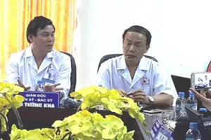 Lãnh đạo Bệnh viện Thể thao Việt Nam gặp gỡ báo chí thông báo về vụ hành hung bác sĩ của bệnh viện