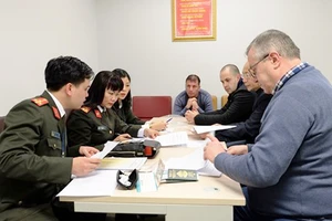 Cơ quan chức năng của Bộ Công an Việt Nam bàn giao đối tượng Milen Ivanov Davranski cho cơ quan chức năng của Bulgaria