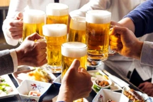 Vì sao uống rượu, bia không có ngưỡng nào là an toàn?