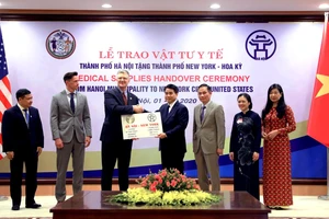 Đại sứ Hoa Kỳ ngưỡng mộ Việt Nam chống dịch Covid-19 thành công 