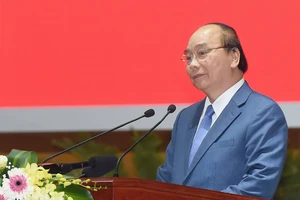 Thủ tướng Nguyễn Xuân Phúc: Xử lý nghiêm tổ chức, cá nhân vi phạm quy định phòng chống dịch 
