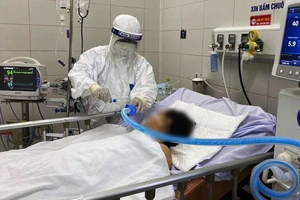 Nữ công nhân 38 tuổi ở Bắc Giang mắc Covid-19 tử vong 
