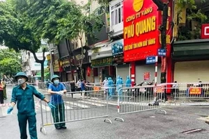 Hà Nội: Hơn 150 người liên quan ca mắc Covid-19 tử vong tại phố Trần Nhân Tông