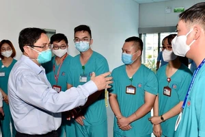 Thủ tướng yêu cầu Bộ Y tế khẩn trương hoàn thiện thể chế, chính sách y tế