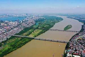 Quy hoạch phát triển 2 bên sông Hồng: Thương mại, giải trí gắn liền văn hoá, lịch sử và môi trường