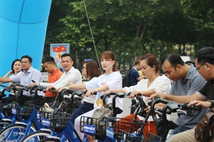 Hà Nội khai trương dịch vụ xe đạp công cộng thân thiện môi trường