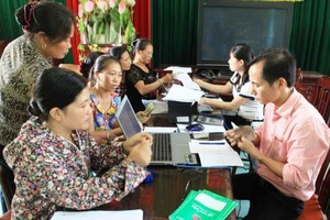 Hà Nội tạo nguồn vốn vay lành mạnh và mục tiêu không còn hộ nghèo năm 2025