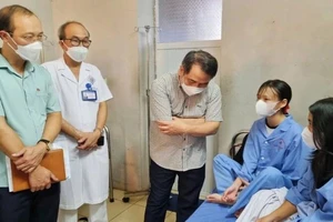 Nhiều học sinh ở Thái Nguyên bị sốt chưa rõ nguyên nhân: Âm tính với bạch hầu và viêm não