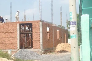 Một công trình vi phạm xây dựng ở huyện Hóc Môn (TPHCM). Ảnh: L.Phong