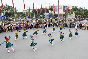 Lễ hội đường phố tại Festival Huế