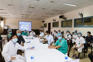 Thừa Thiên - Huế chi viện Đà Nẵng 40 bác sĩ, điều dưỡng giỏi để chống dịch Covid-19