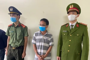 Khởi tố, bắt tạm giam Nguyễn Văn Hiền.