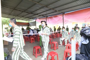 Tiêm vaccine Covid-19 cho can phạm nhân tại Thừa Thiên – Huế